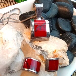 925 Modern Red Jasper Pendant and Earrings Lot, 22" Coil Chain 27.7gm